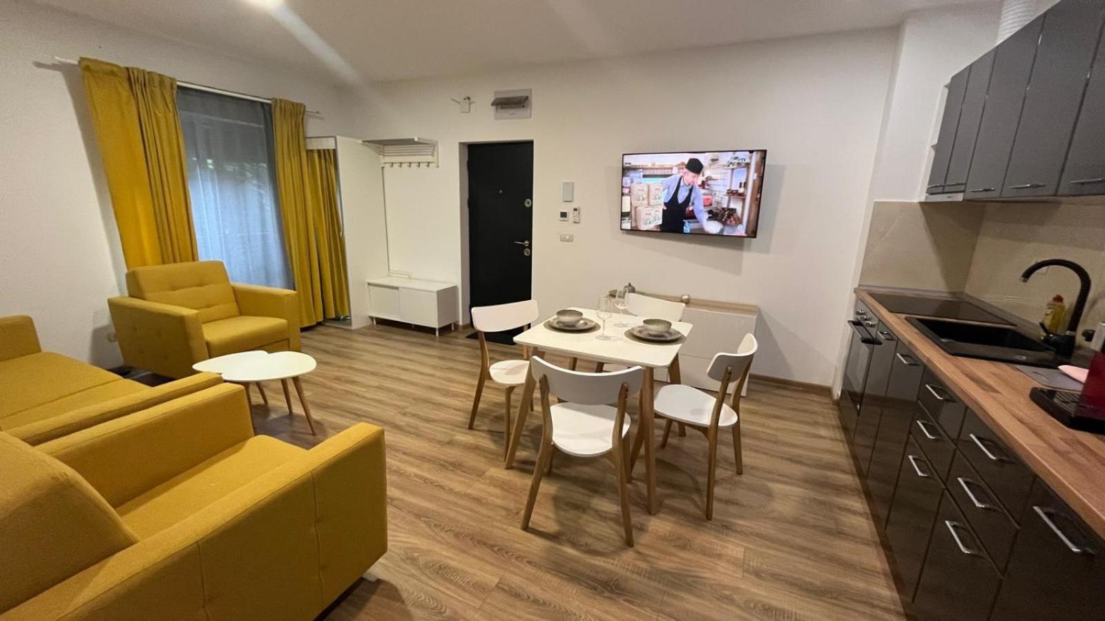 Mlr Apartment ทิมิชัวรา ภายนอก รูปภาพ